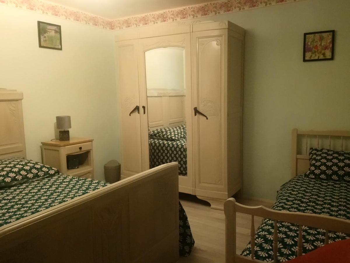 La Ferme Du Crie Bed & Breakfast Chaudeyrolles Ngoại thất bức ảnh